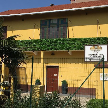 Location Lory Hotel Busto Arsizio Exterior foto