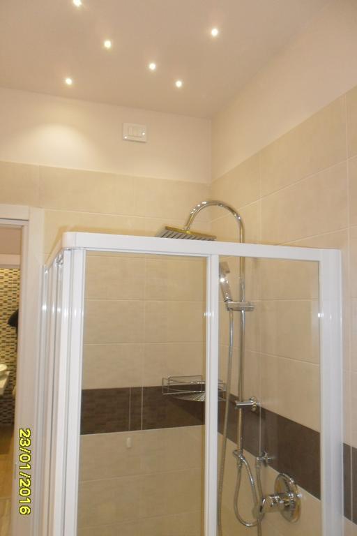 Location Lory Hotel Busto Arsizio Exterior foto