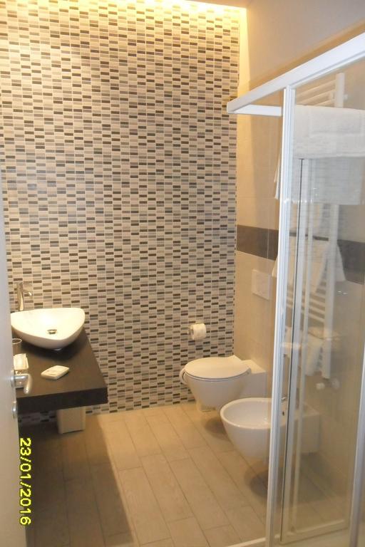 Location Lory Hotel Busto Arsizio Exterior foto