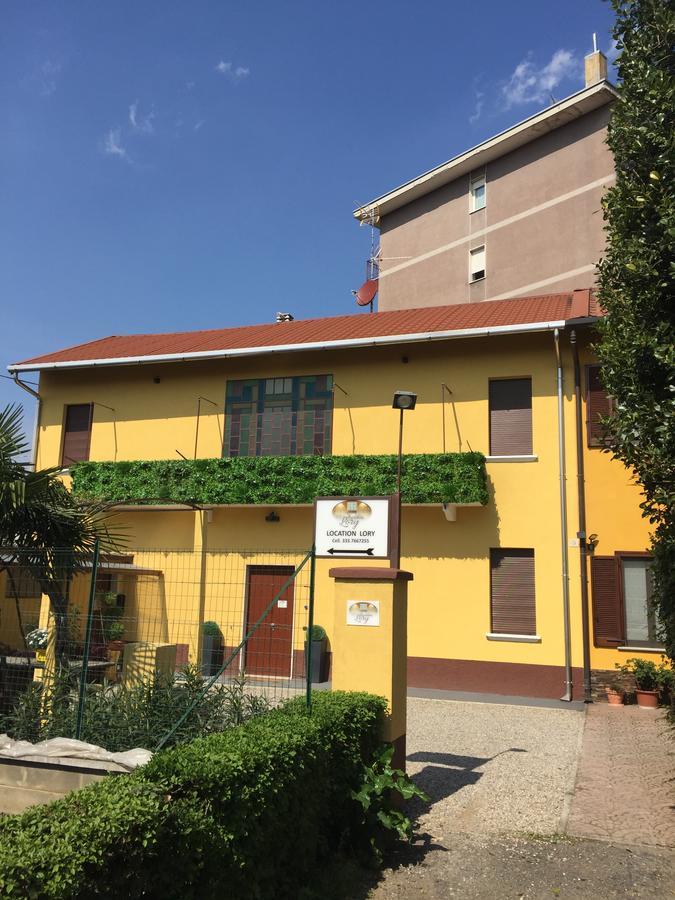 Location Lory Hotel Busto Arsizio Exterior foto